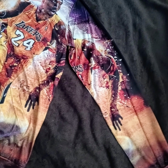 NEW KOBE BRYANT  HOODIE MAMBA FOREVER 2020 - Picture 7 of 16